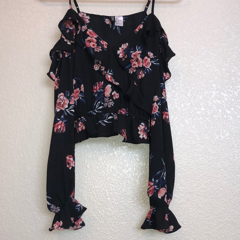 H&M Over the Shoulder Floral Blouse
